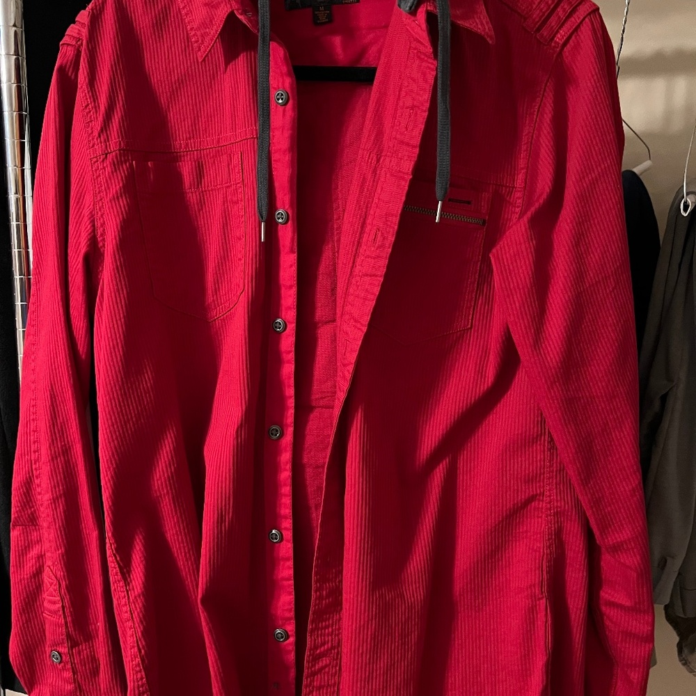 2 in 1 Guess Hoodie/Shirt. Medium.
